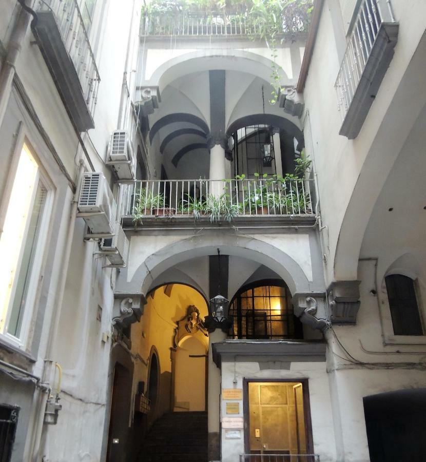 Ferienwohnung Napoli Belle Arti Exterior foto